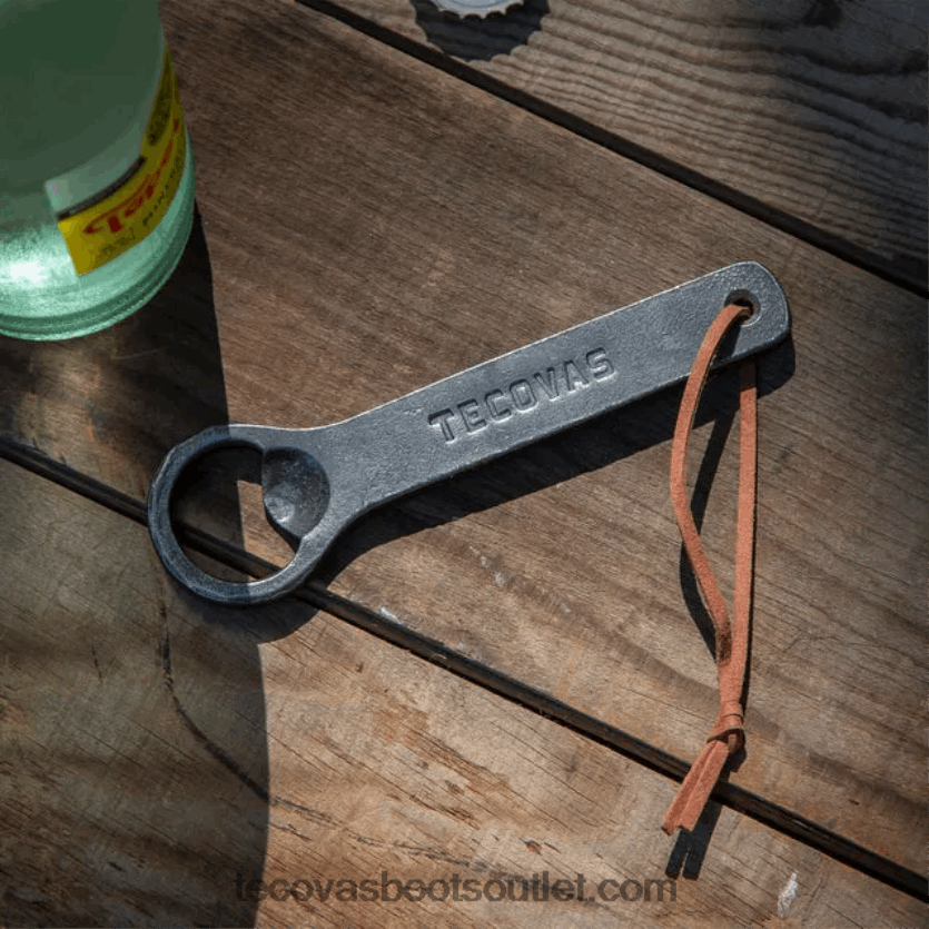 abridor de garrafas magnético Z4488X92 ferro fundido Tecovas